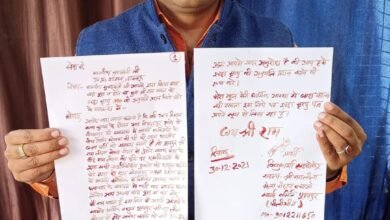 Photo of रामलीला मेला मैदान खाली कराने को अधिवक्ता ने सीएम को खून से लिखा खत, मांगी इच्छा मृत्यु