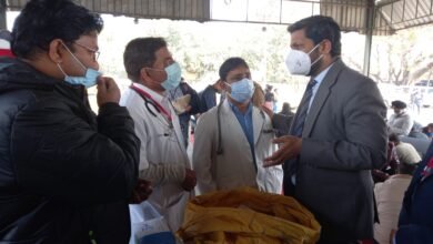 Photo of मण्डी परिसर से मतदान कराने हेतु पोलिंग पार्टियों को किया गया रवाना