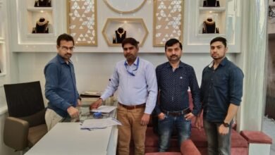 Photo of भारतीय मानक ब्यूरो की टीम ने सर्राफा बाजार में चेक किये हॉलमार्क, जांच के लिए ले गए नमूने