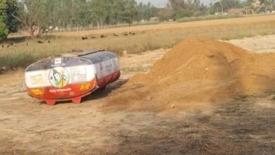 Photo of अधिकारियों ने रुकवाया अवैध पेट्रोल पम्प का निर्माण, नहीं मिली एनओसी, लाइसेंस व अन्य कागजात