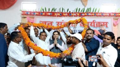 Photo of नौकरी और रोजगार के नाम पर नौजवानों के भविष्य और सेना के सम्मान के साथ खिलवाड़ नहीं किया जाना चाहिए : वरुण गांधी