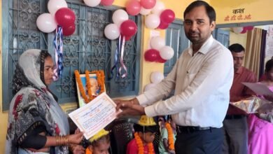 Photo of पीलीभीत में पोषण माह में आयोजित “स्वस्थ बालक-बालिका प्रतियोगिता” के विजेता बच्चों को गांधी जयन्ती के अवसर पर किया गया सम्मानित   