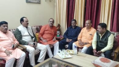 Photo of पीलीभीत पहुंचे एमएलसी सुधीर गुप्ता, स्नातक निर्वाचन हेतु वोट बनवाने की अपील की