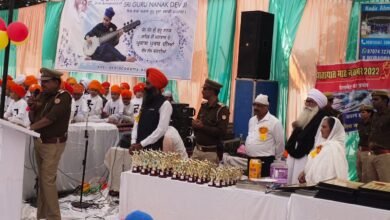 Photo of स्कूली बच्चों को बताए यातायात के नियम