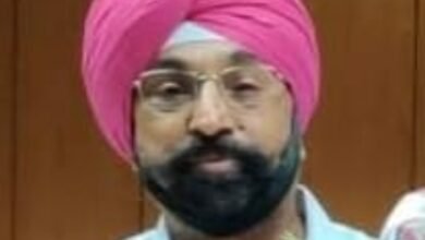 Photo of नानकमत्ता गुरुद्वारा प्रबंध कमेटी के प्रधान डॉक्टर हरवंस सिंह चुघ आज 11:30 बजे पूरनपुर में करेंगे प्रेस कॉन्फ्रेंस