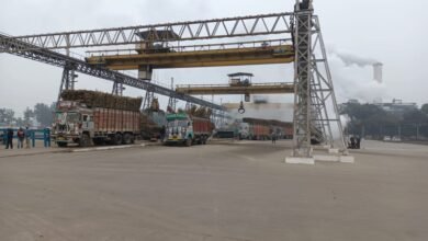 Photo of 15 करोड़ गन्ना मूल्य देने के बाद मिल प्रशासन व किसानों में हुआ समझौता