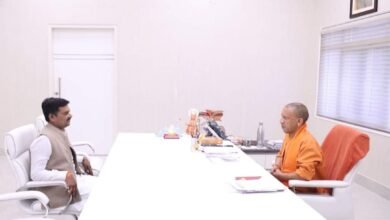 Photo of पीलीभीत के विकास के लिए मुख्यमंत्री से मिले भाजपा जिलाध्यक्ष संजीव प्रताप सिंह, जनपद आगमन का दिया आमंत्रण