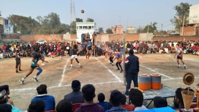 Photo of बॉलीबाल टूर्नामेंट में दलेलगंज ने जीता फाइनल मुकाबला