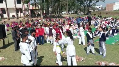 Photo of गन्ना कॉलेज में मिशन शक्ति अभियान के तहत छात्राओं को सिखाये गए आत्मरक्षा के गुर