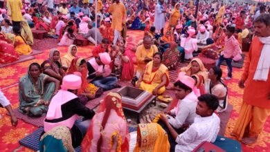 Photo of सीएम सामूहिक विवाह योजना में 384 जोड़ों का हुआ विवाह, अधिकारियों व जनप्रतिनिधियों ने दिया आशीर्वाद