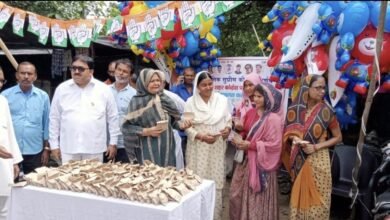 Photo of राहुल गांधी की सुप्रीम कोर्ट में जीत पर कांग्रेसियों ने जताई खुशी, संसद सदस्यता बहाल करने की उठाई मांग