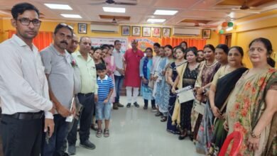 Photo of रोटरी क्लब रॉयल्स व इनर व्हील क्लब ने शिक्षकों को किया सम्मानित