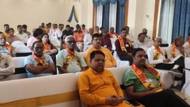 Photo of हर गांव और मोहल्ले तक पहुंचे एकल ग्राम संगठन : माधवेंद्र