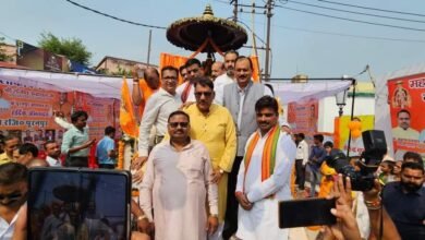 Photo of बरेली विधायक संजीव अग्रवाल ने किया पूरनपुर के महाराजा अग्रसेन चौक का लोकार्पण